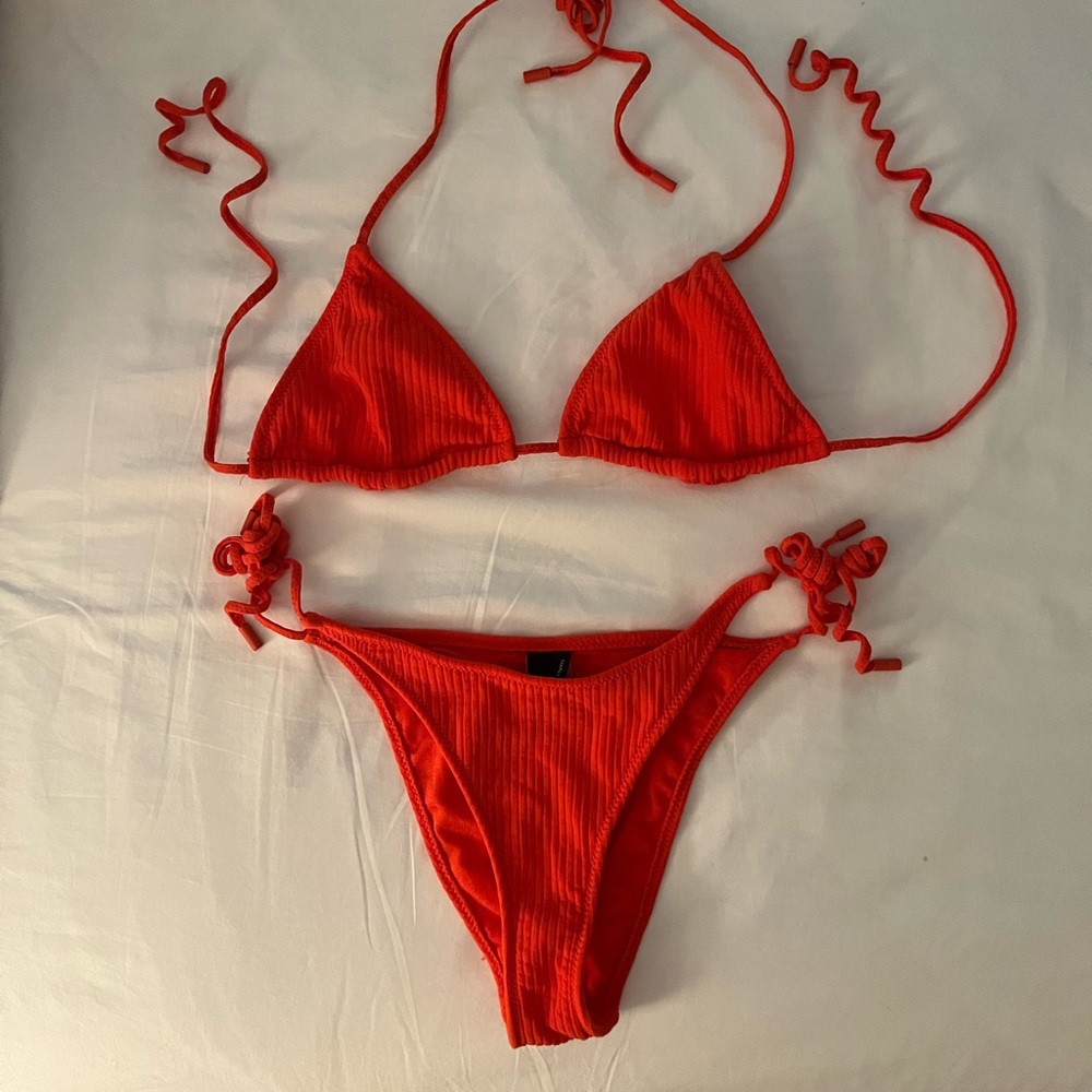 Triangl Bikini